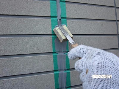 劣化した外壁シーリングの打ち替え工事 堺市 大阪の防水工事 外壁補修 塗装 シーリング工事なら防水市場