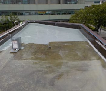 陸屋根からの雨漏り｜笠木と排水口などの防水工事で解消　大阪市都島区