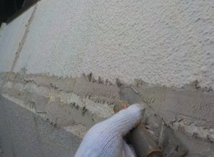 押入れの漏水は「外壁のヒビ」が原因！部分補修工事で改善　東成区マンション
