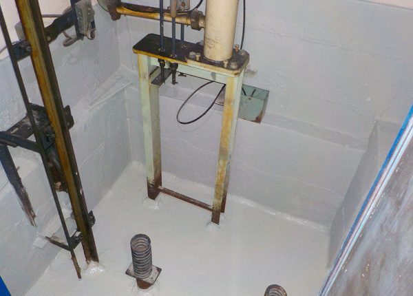 エレベーターピット内で繰り返される漏水!複数の原因に対処して防水対策 天王寺区