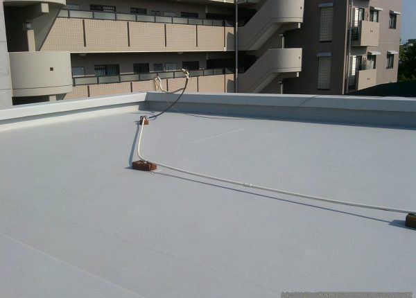 戸建RC造2階建て住宅で雨漏り！屋上を塩ビシートで防水対策　大阪市阿倍野区